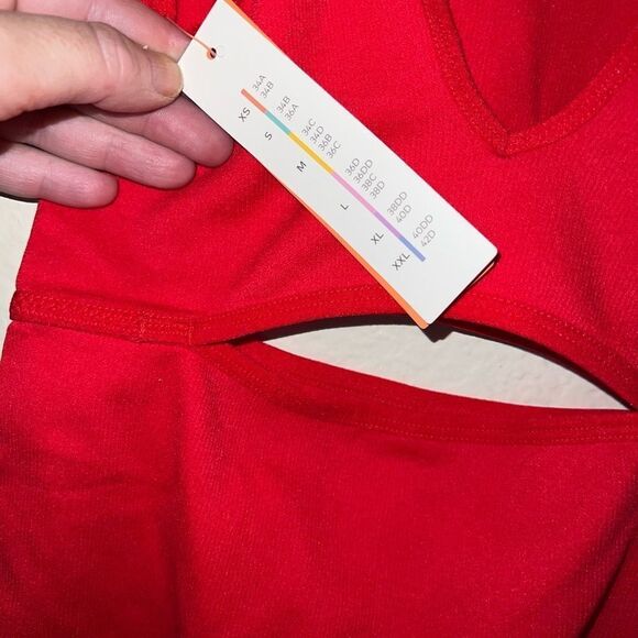 COLSIE BODYSUIT- SIZE XS- NEW WITH TAGS - Picture 2 of 4